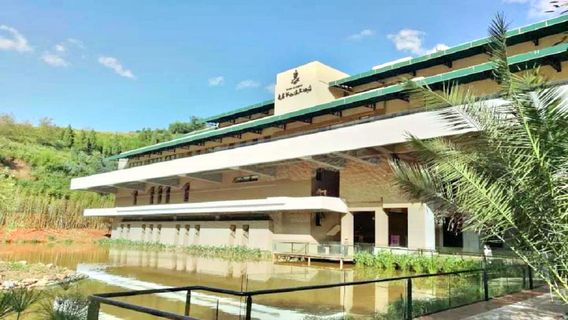 Wuzheban Mountain Hot Spring