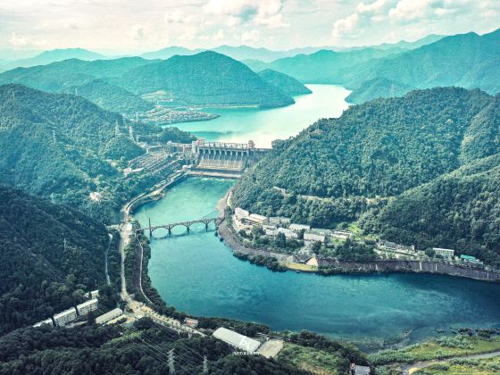 Xin'an River Aquatic Observation Dam