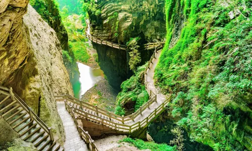 Longshuixia Fissure Gorge