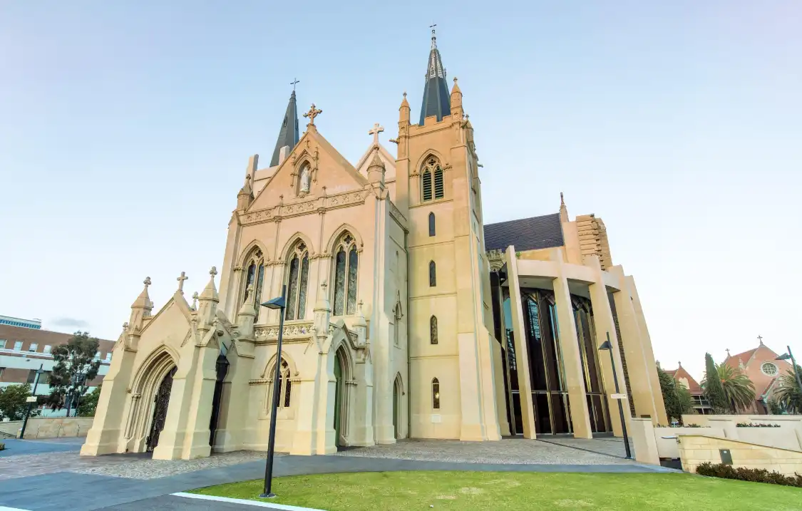 Hotels near Saint Mary's Cathedral