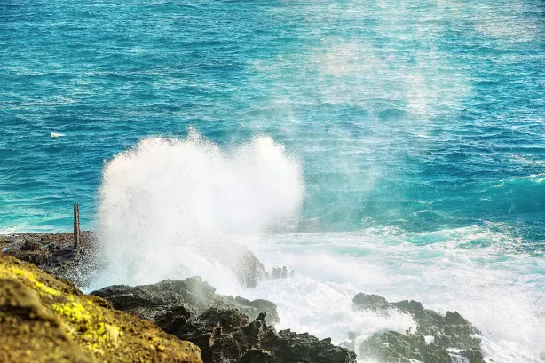 Halona Blow Hole