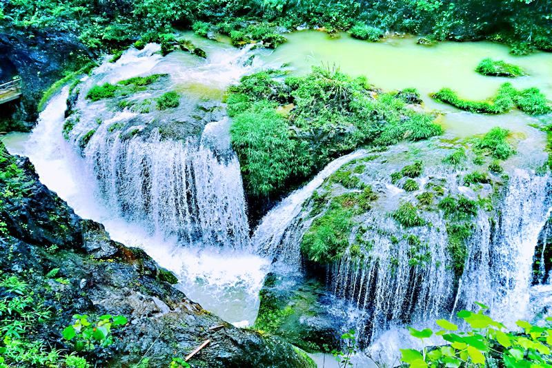 Ancient Miao River Hundred Waterfalls Grand Canyon Scenic Area