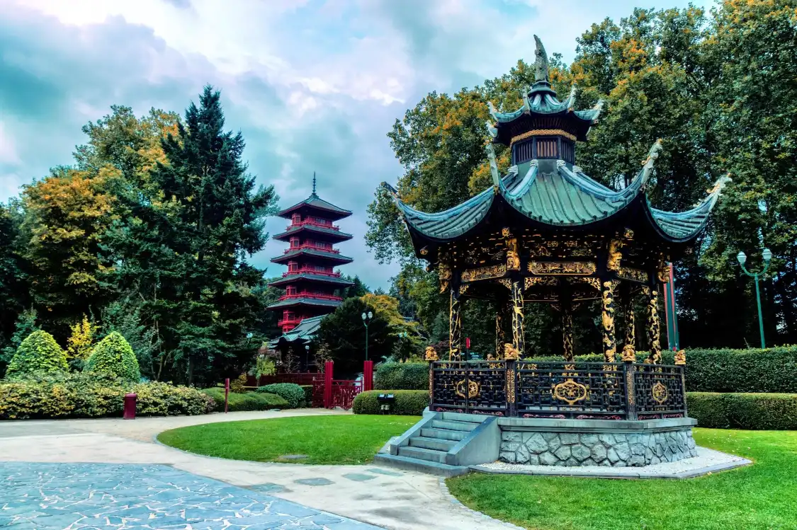 Hotels near Museums of the Far East