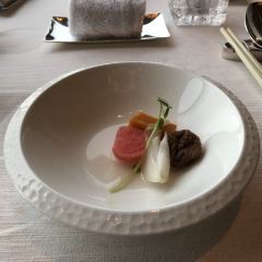 Tin Lung Heen User Photo