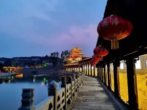 Popular Night Attractions in Hebi