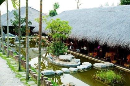 Coco's Coffee & Restaurant