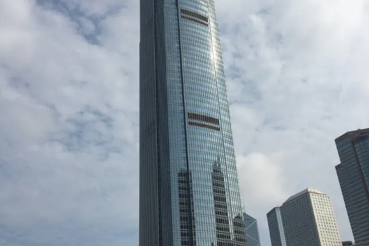 Geox hong deals kong store