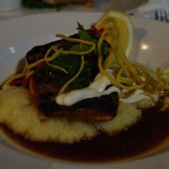 Dundee’s Restaurant 여행 사진