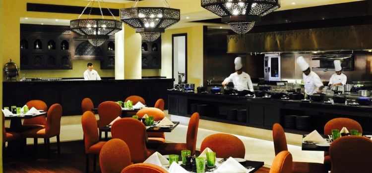 Al Waha Restaurant at Qasr Al Sarab Desert Resort by Anantara