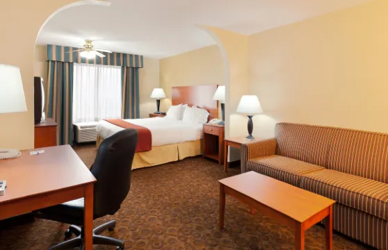 特魯斯維爾智選假日酒店