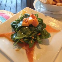 Dundee’s Restaurant User Photo