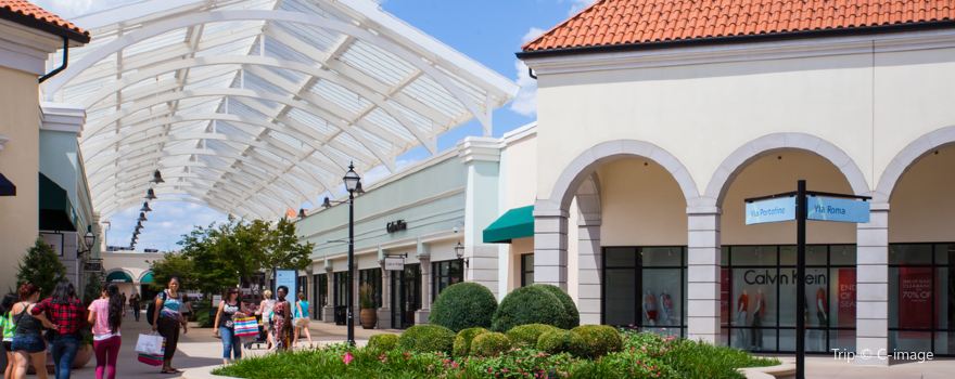 Outlets at Barstow