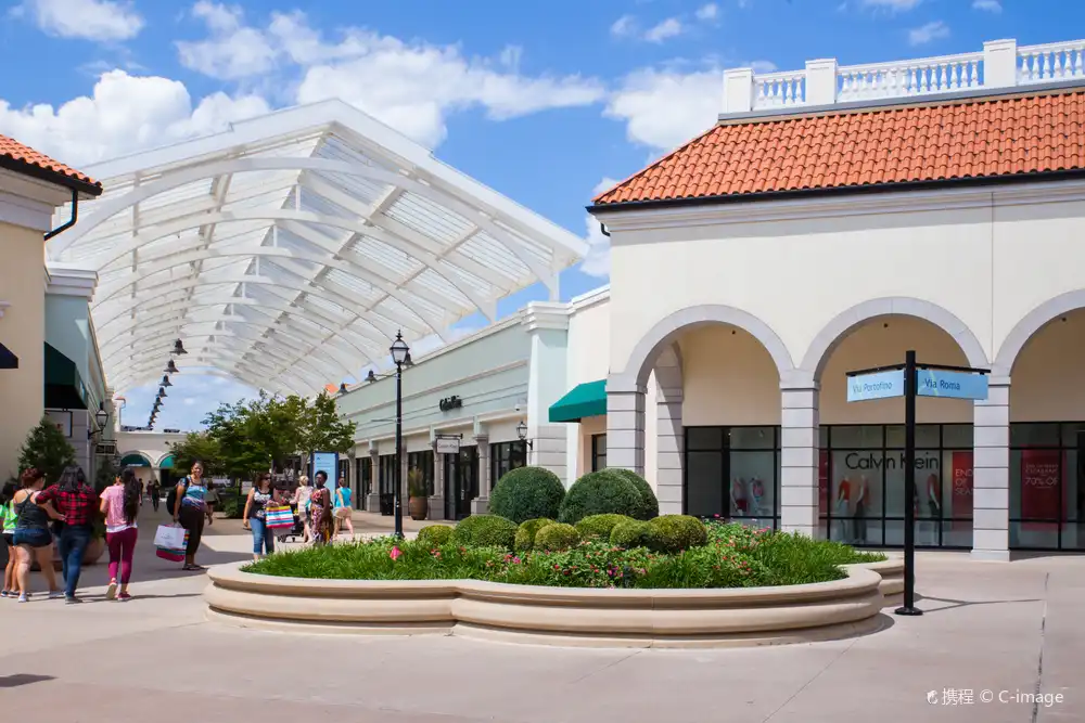 Hotel in zona Outlets at Barstow