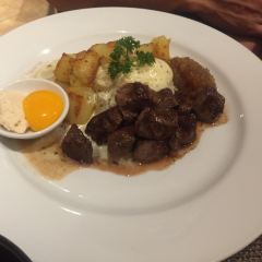 Beefeater Steak House and Pub 여행 사진