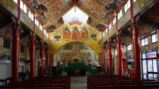 台南-盐水天主堂，西方信仰的种子，落在东方的土地上。 ​壁画