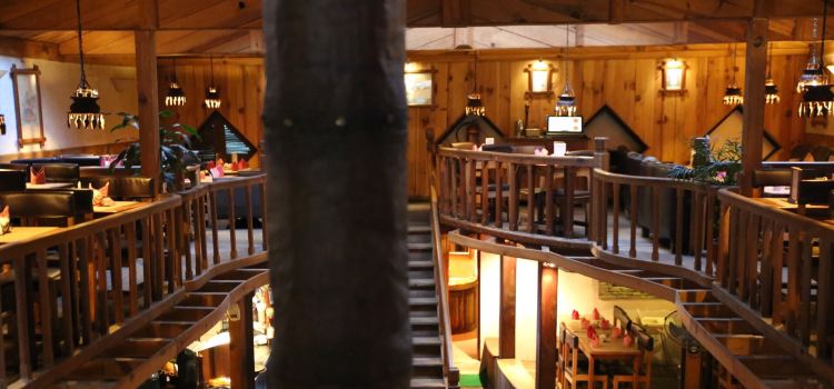Moondance Restaurant & Bar