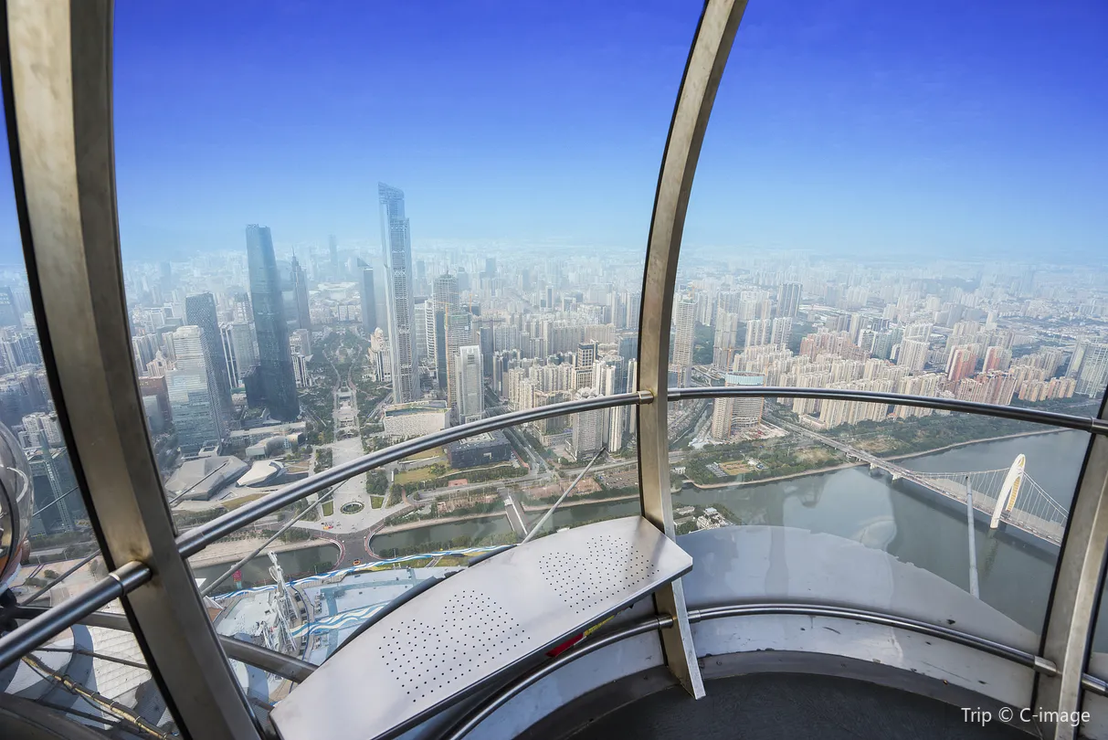 5_Canton Tower-Bubble Tram