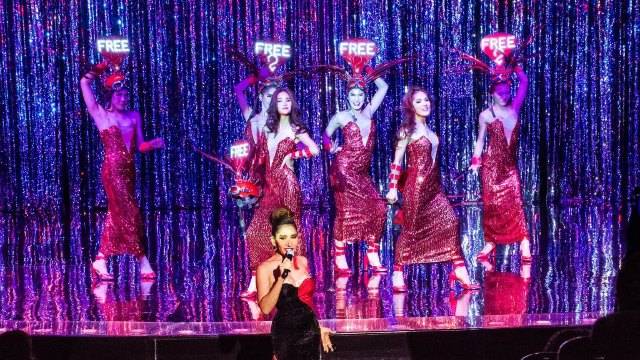 泰國曼谷克里普索人妖秀夜【Calypso Show摩天輪夜市夜間表演】門票 |門票+晚餐|送飲料