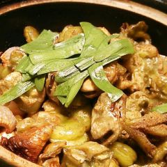 Tie Ge Bi ( Yue Hu Sheng Yuan ) User Photo
