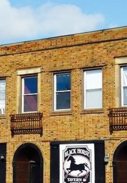 Black Horse Tavern and Grille