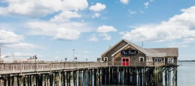 The Oyster Bar at the Pearl