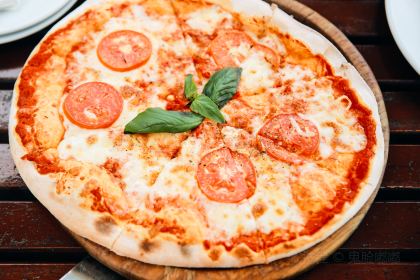 COAST Beach Club & Bistro