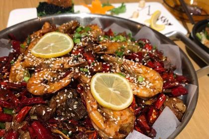 XXC干锅公司(生龙国际店)