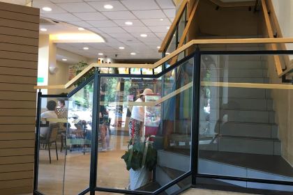 DE KE SHI JIU JIA CAN TING