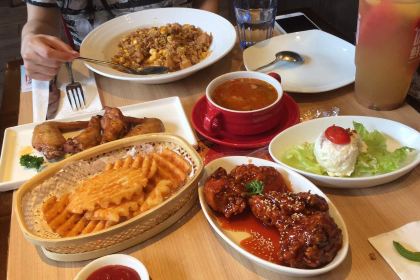 必胜客(群升店)