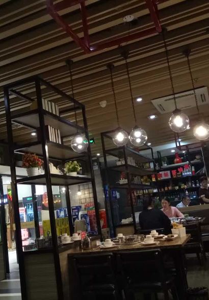 黃記煌三汁燜鍋(新世界店)