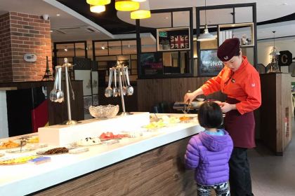 豪客来牛排(重庆三峡广场步行街1704店)