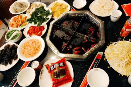 Chen YanJing Hot Pot (YuZhou XinDou)
