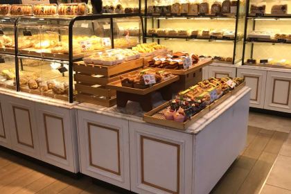 罗森尼娜(剧院店)