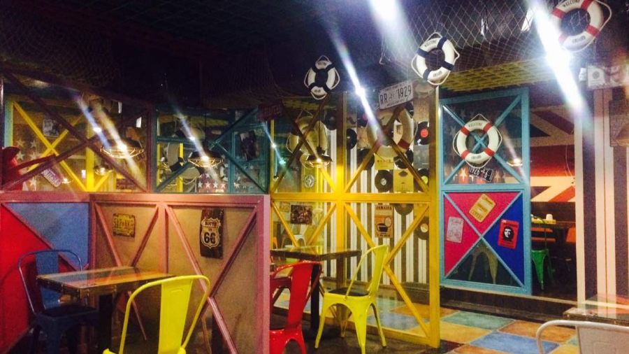 老男孩肉蟹煲(万科店)