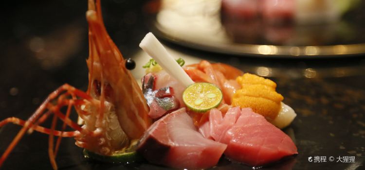 UNDER THE MOON CUISINE