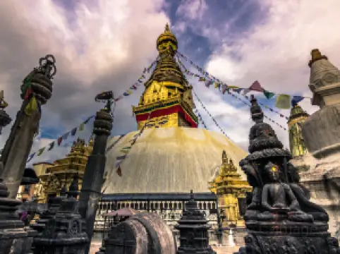 スワヤンブナート仏塔