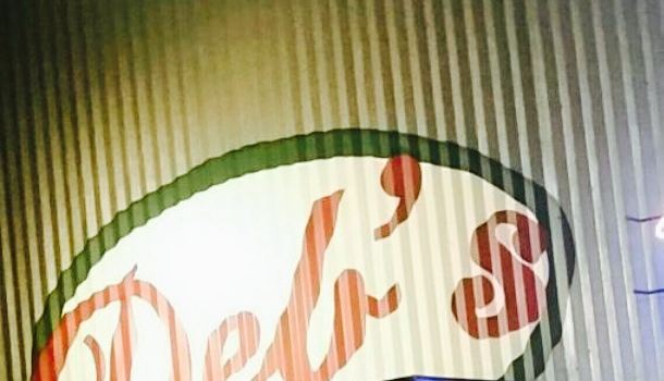 Deb's Pizza