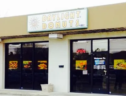 Daylight Donuts