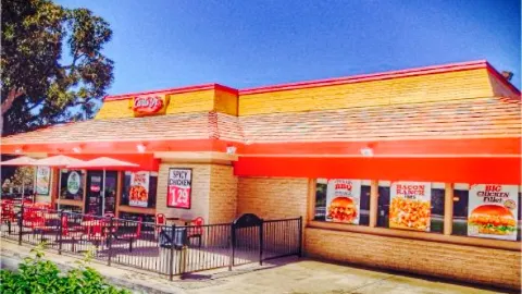 Carl's Jr. in 佛布魯克
