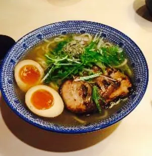 必死のパッチ製麺所