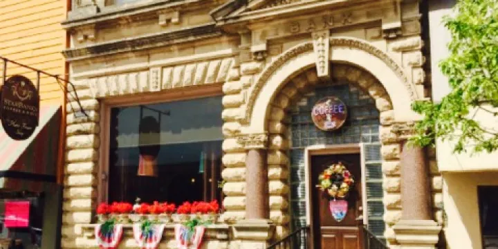 Starbanks Coffee & Wine