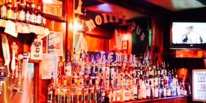 Molly's Pub