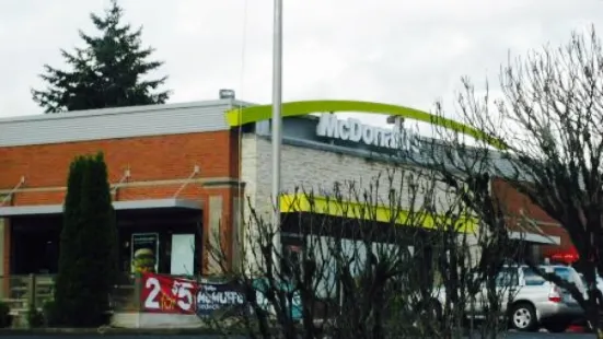 Clackamette Park McDonald's
