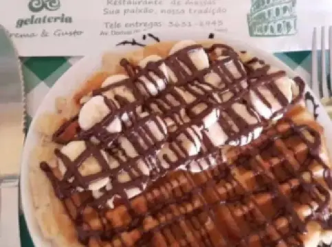 Crema e Gusto Gelateria e Waffle