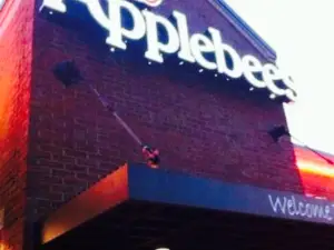 Applebee's Grill + Bar