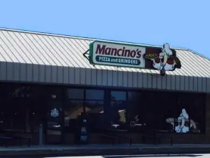 Mancino's Pizza & Grinders of Traverse City - Chum's Corner