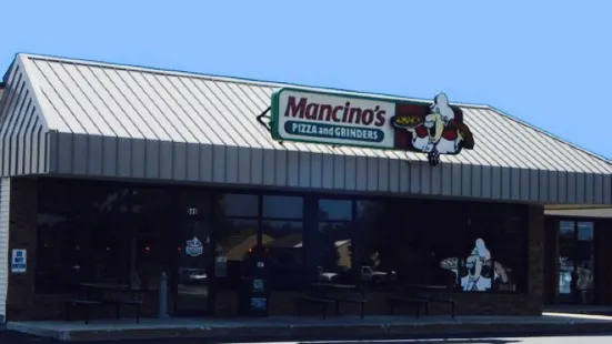 Mancino's Pizza & Grinders of Traverse City Chum's Corner
