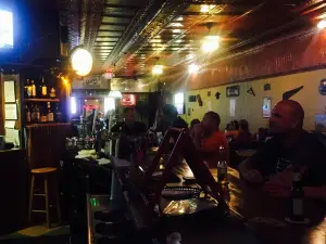 McNiff's Irish Pub
