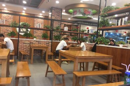 顺旺基中式快餐(出海路店)