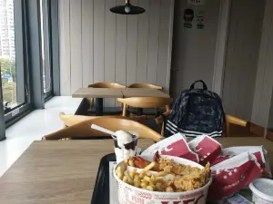 肯德基甜品站(蚌埠萬達店)